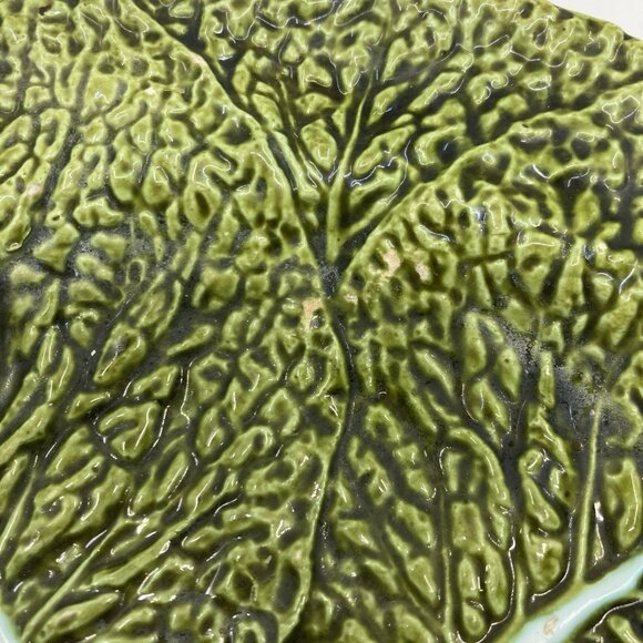 Vintage Bordallo Pinheiro Cabbage Leaf Plate Made in Portugal 8 1/4" - Picture 5 of 7